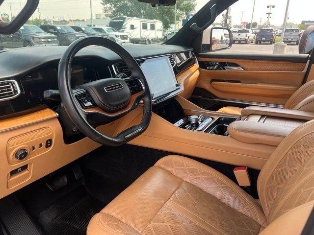 2022 Jeep Grand Wagoneer Series III