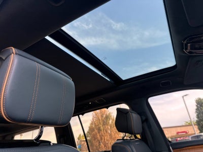 2022 Jeep Grand Wagoneer Series III
