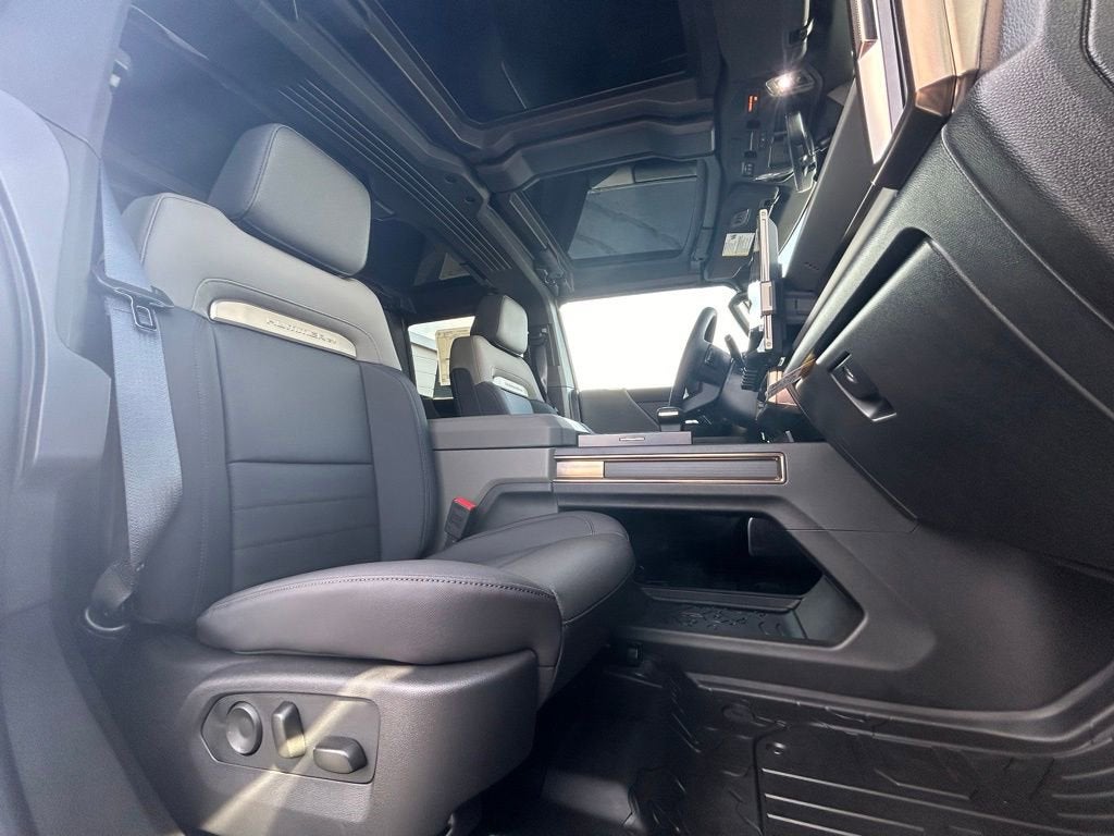 2025 GMC HUMMER EV SUV 3X