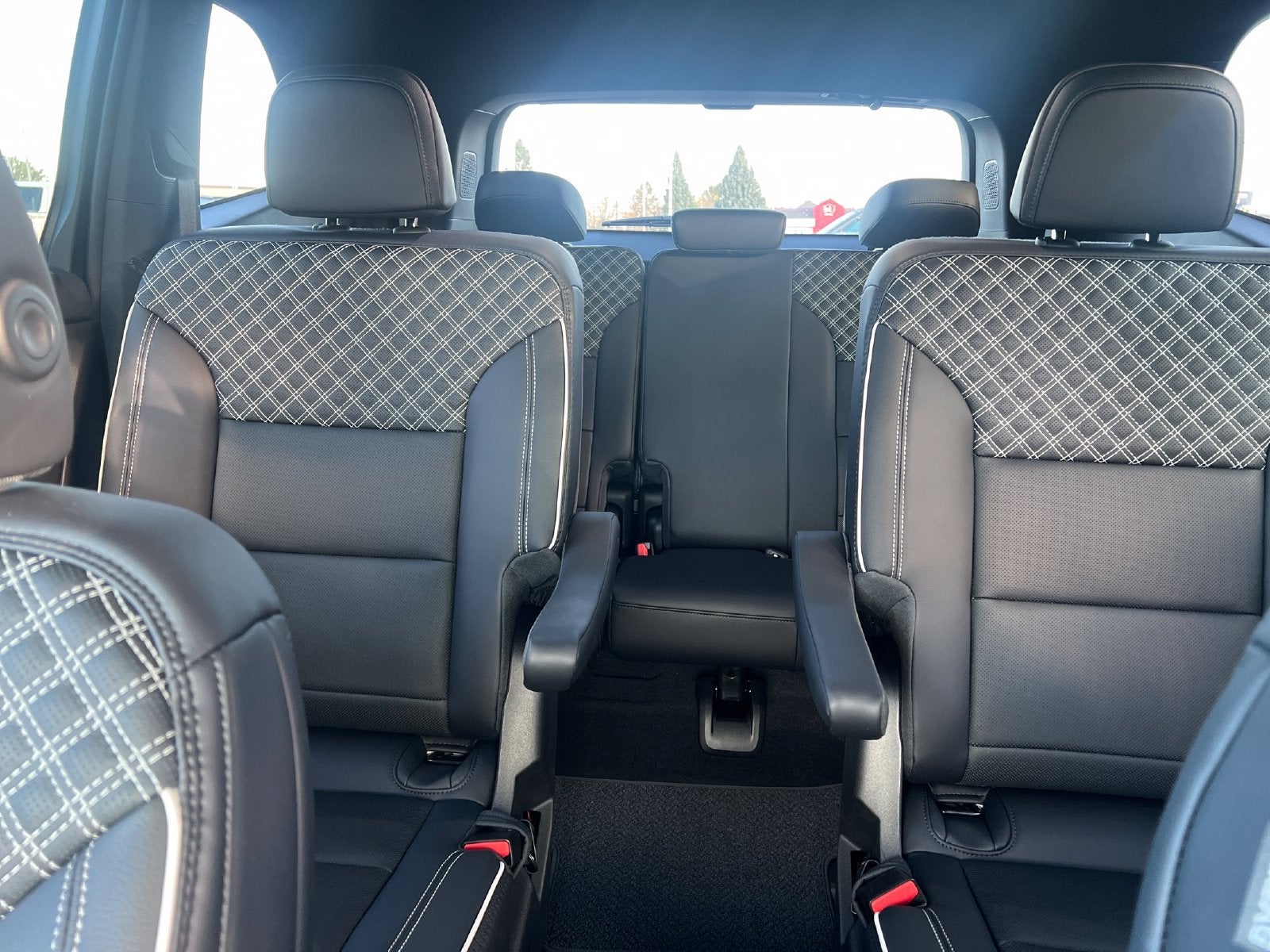 2027 GMC Acadia Denali