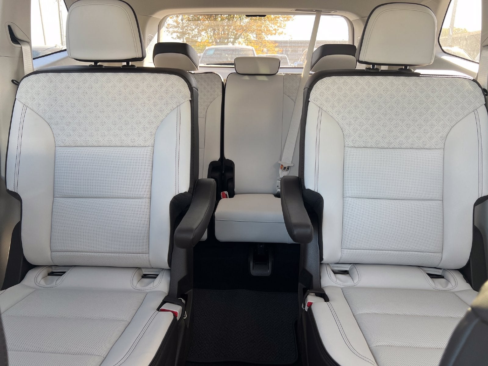 2027 GMC Acadia Denali