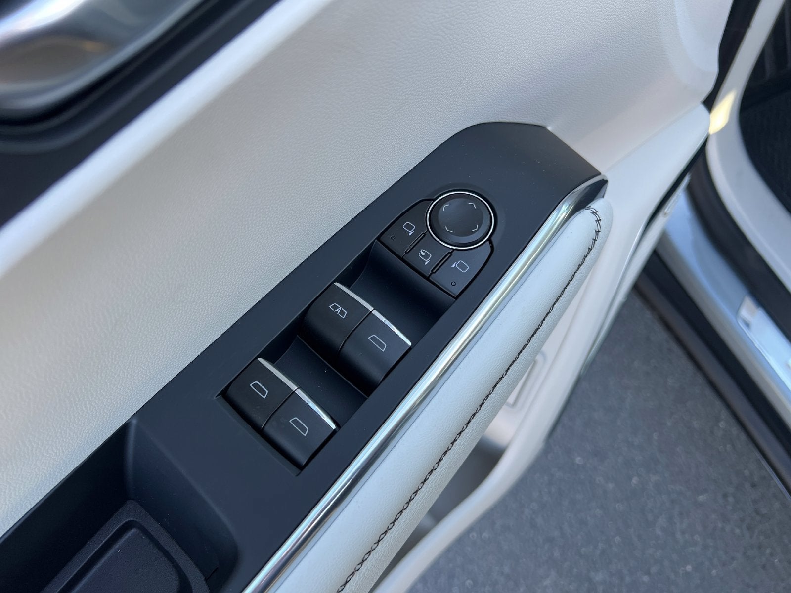 2027 GMC Acadia Denali
