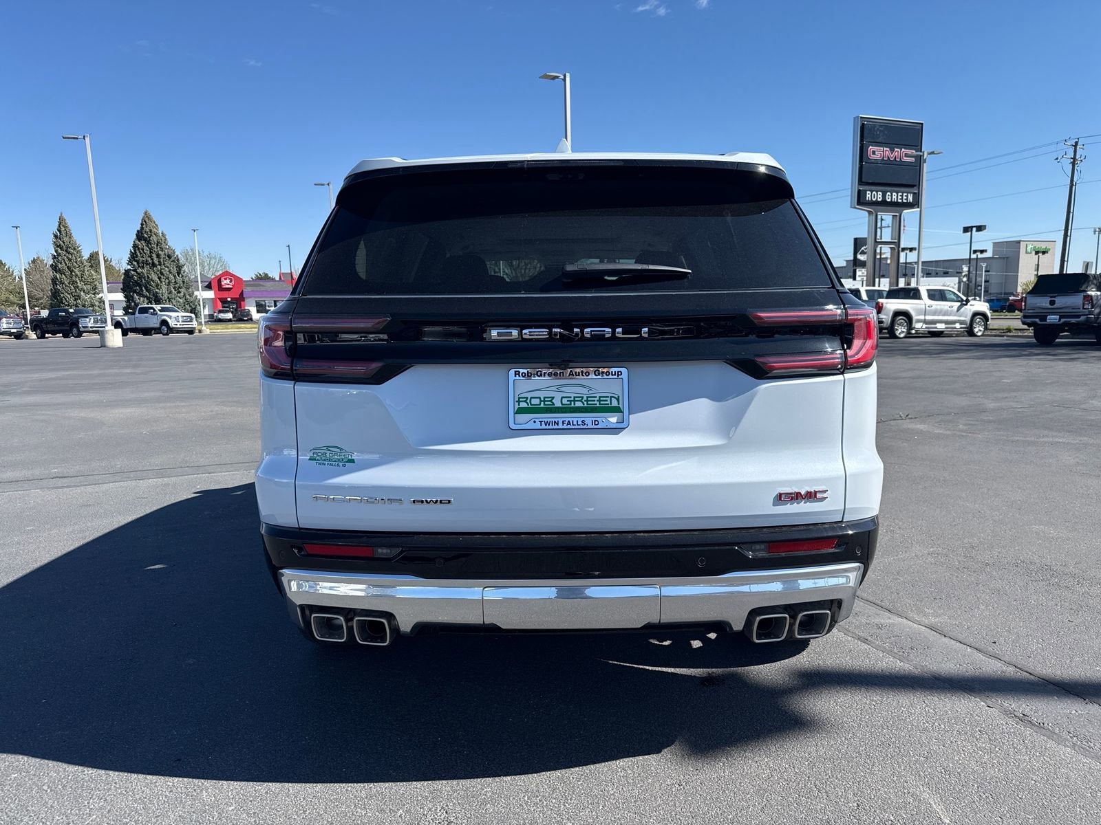 2026 GMC Acadia Denali