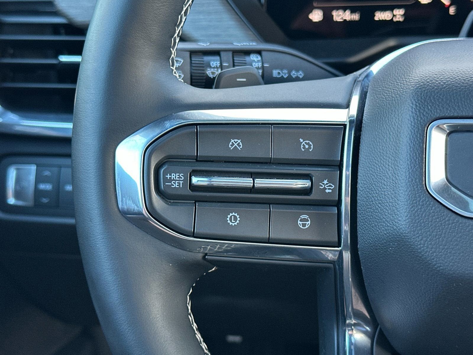 2025 GMC Acadia Denali