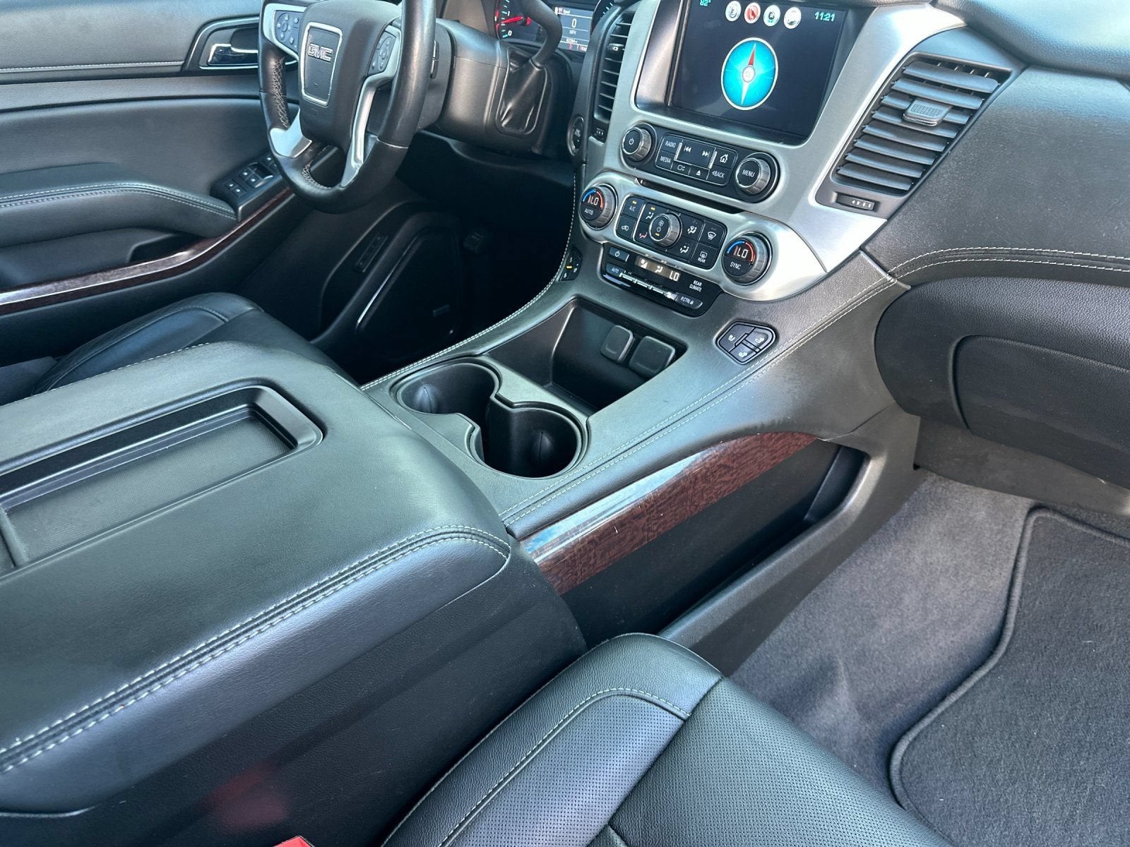 2020 GMC Yukon SLT