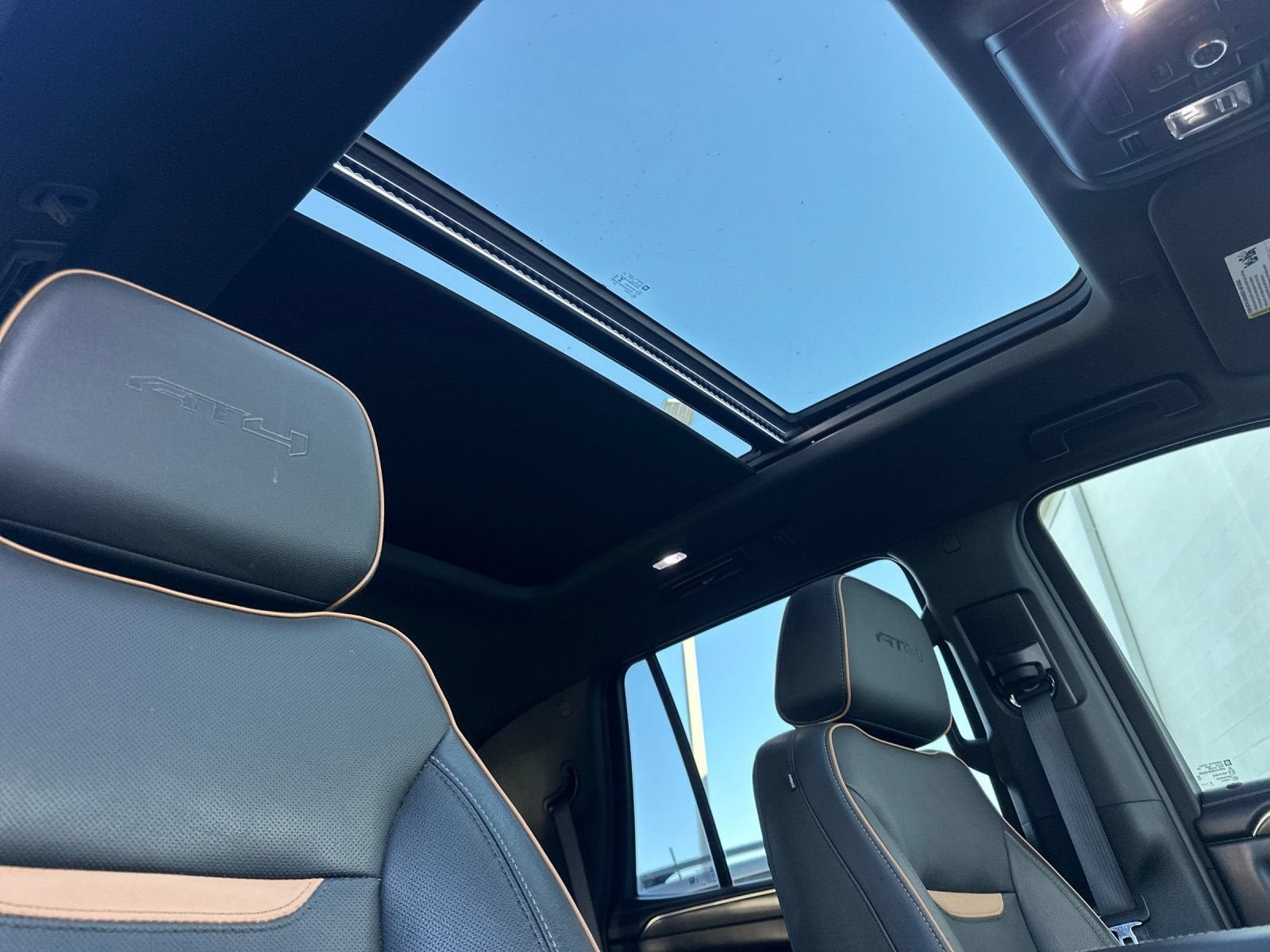 2023 GMC Yukon AT4