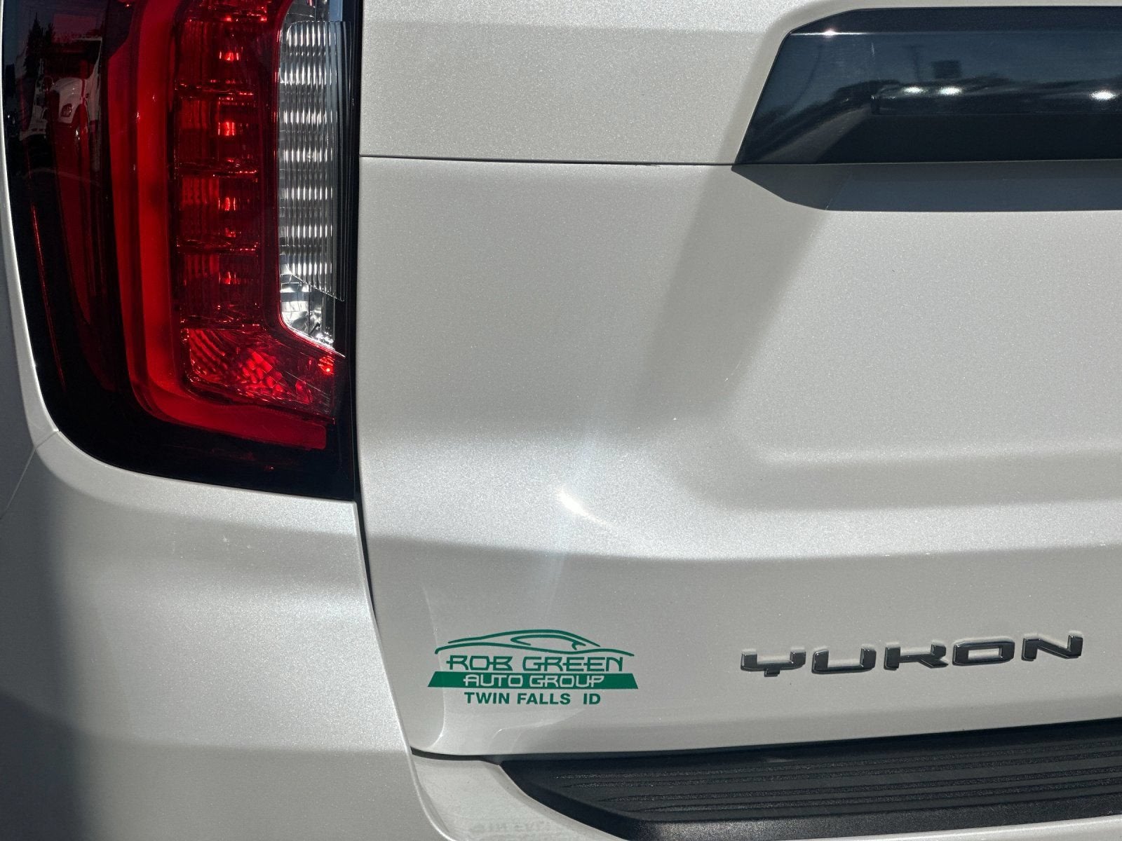 2023 GMC Yukon Denali Ultimate