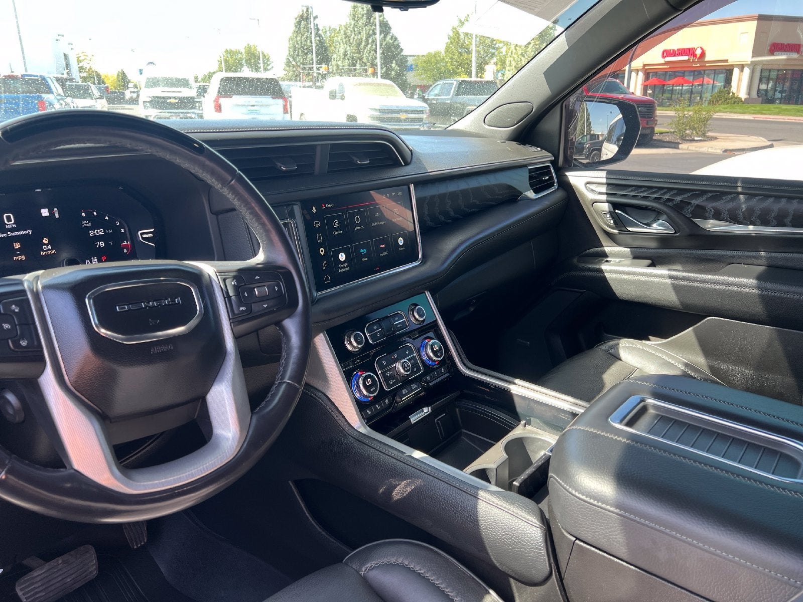 2023 GMC Yukon XL Denali