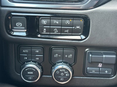 2025 GMC Yukon AT4 Ultimate