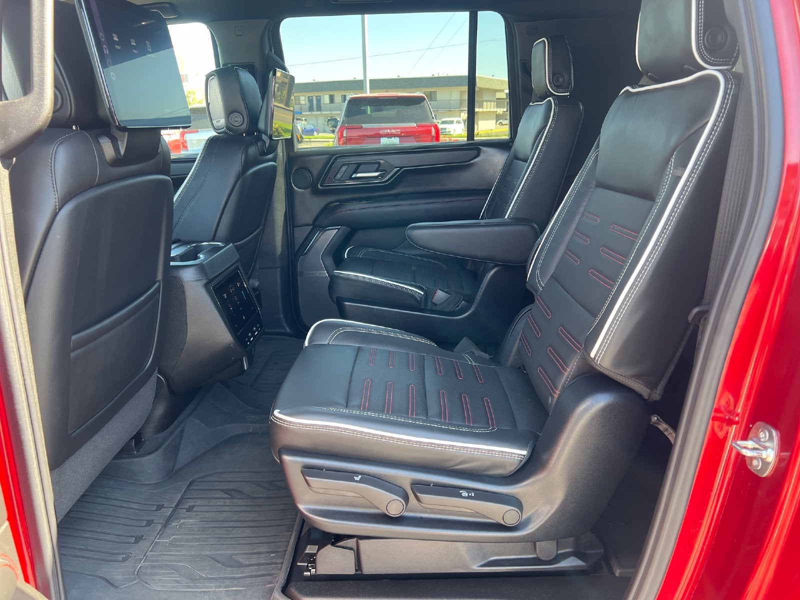 2025 GMC Yukon XL AT4 Ultimate