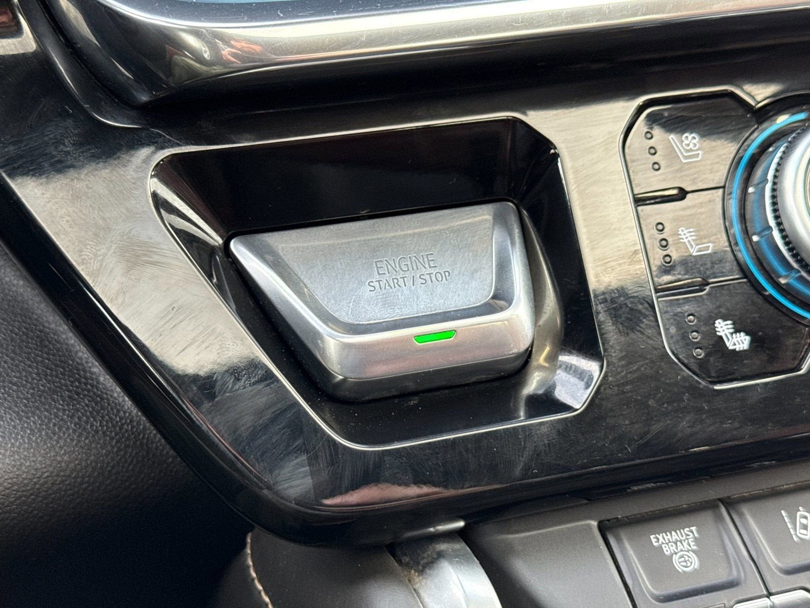 2024 GMC Sierra 3500 HD Denali Ultimate