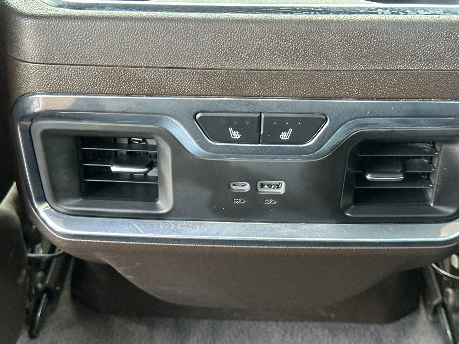 2025 GMC Sierra 3500 HD Denali