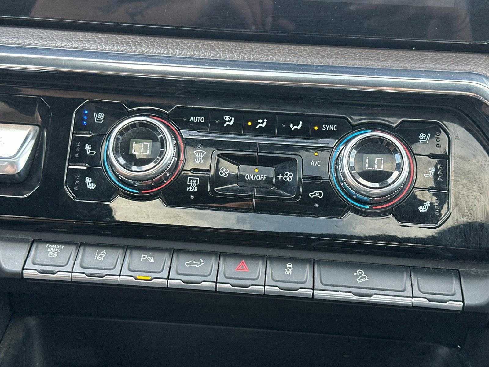 2025 GMC Sierra 3500 HD Denali