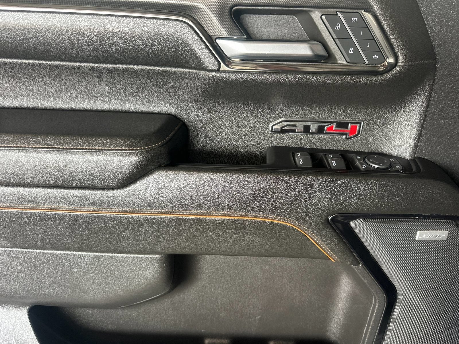 2024 GMC Sierra 1500 AT4
