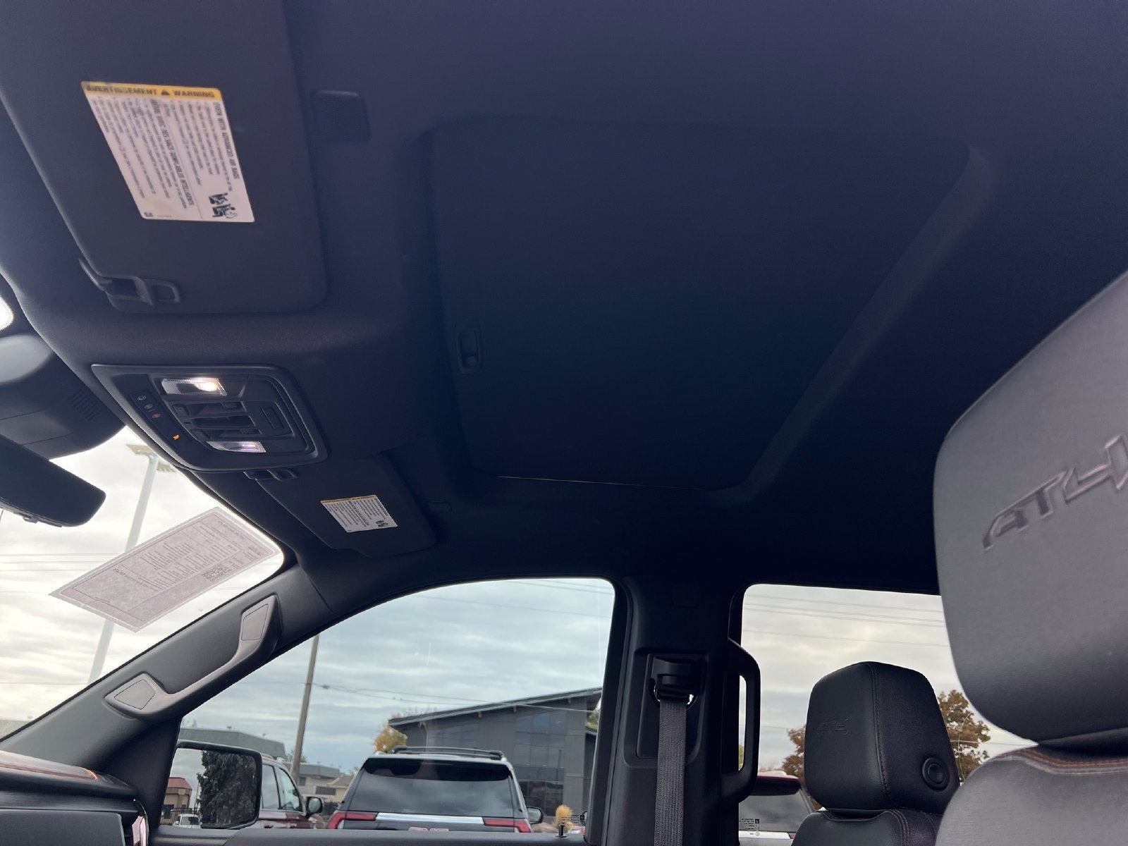 2023 GMC Sierra 1500 AT4