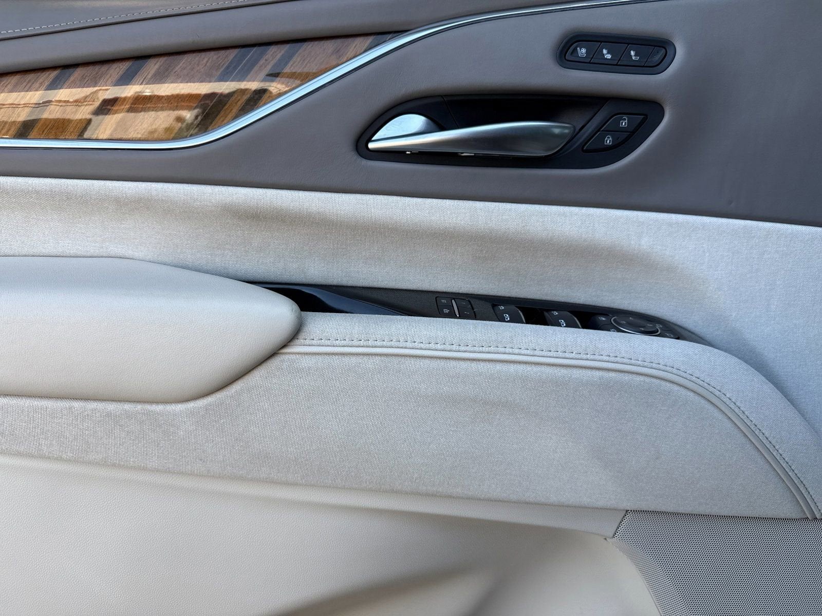 2021 Cadillac Escalade Sport Platinum