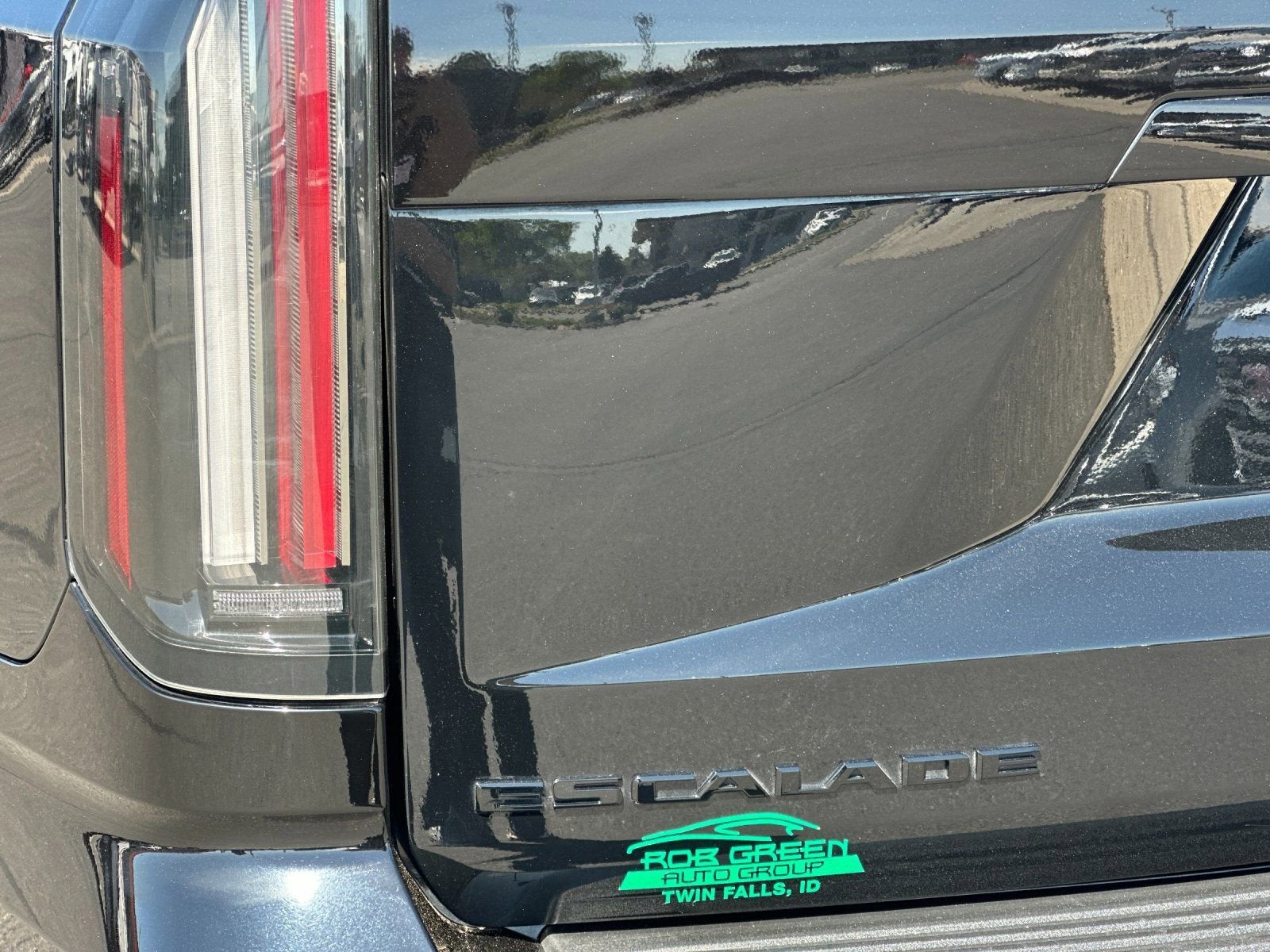 2025 Cadillac Escalade Sport