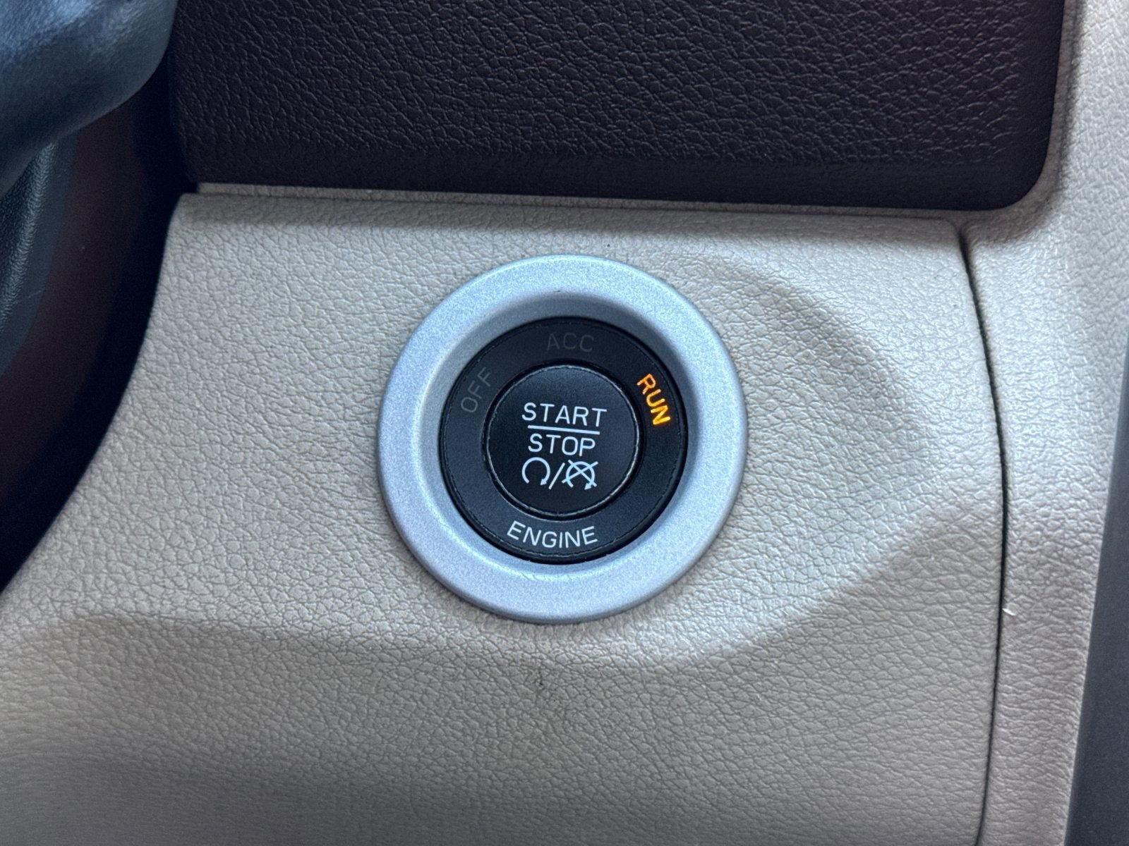 2014 RAM 3500 Laramie