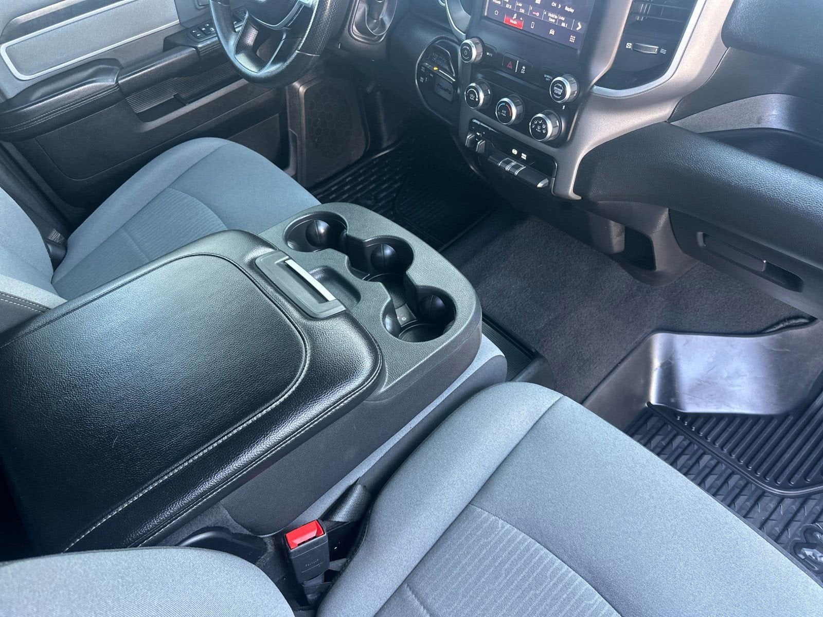 2022 RAM 2500 BIG HORN Base