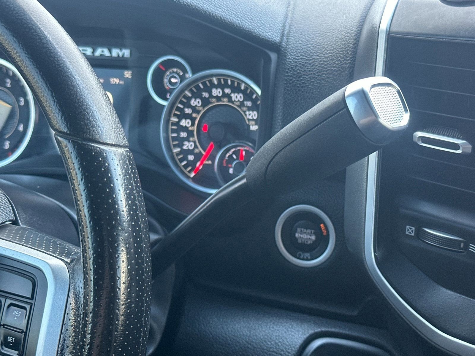 2022 RAM 2500 BIG HORN Base