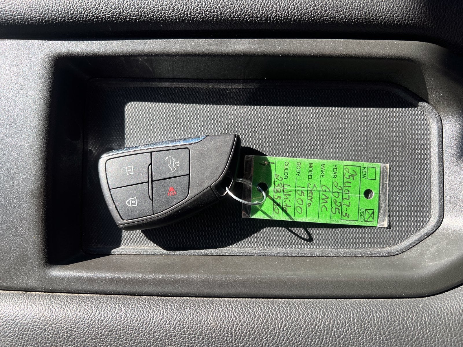 2025 GMC Sierra 1500 Pro