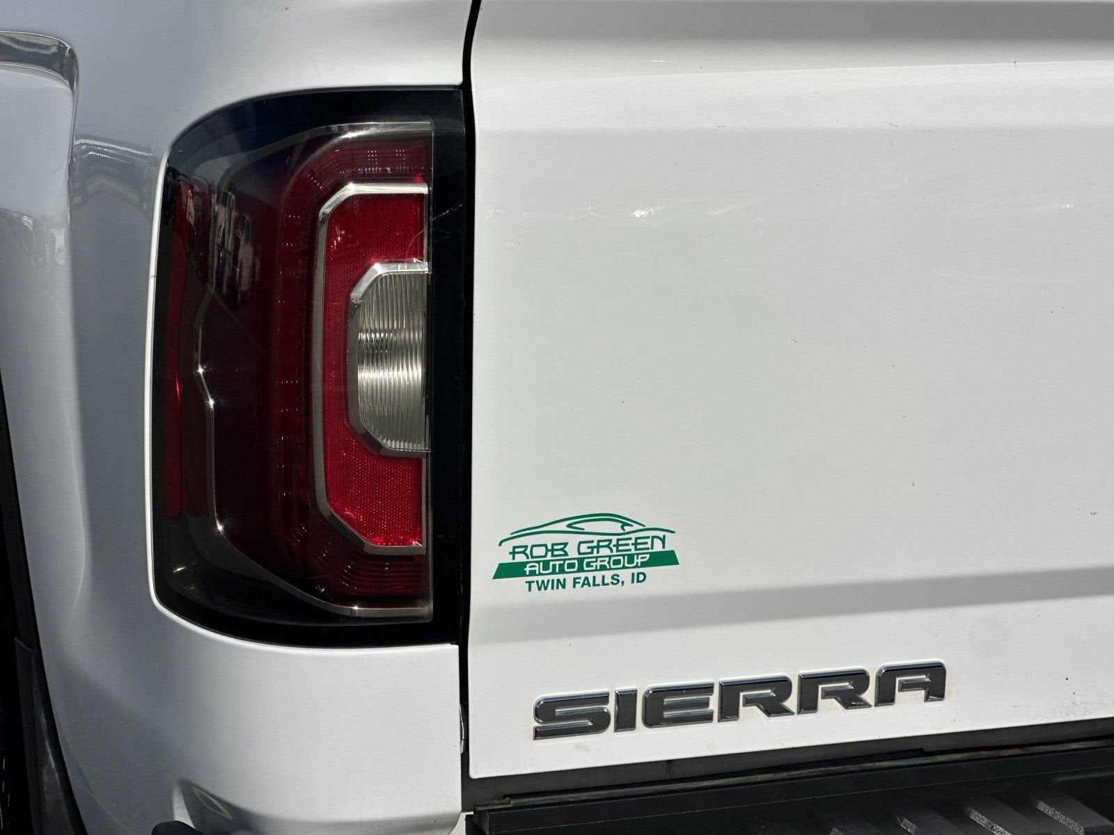 2017 GMC Sierra 1500 SLT