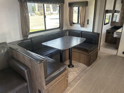 2020 KEYSTONE TRAVEL TRAILER Base