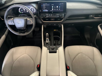 2025 Toyota Grand Highlander Hybrid MAX Limited