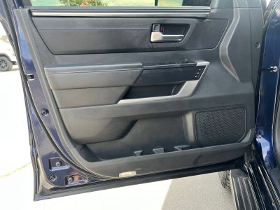 2024 Toyota Sequoia SR5