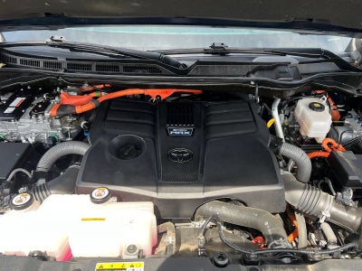 2024 Toyota Sequoia SR5