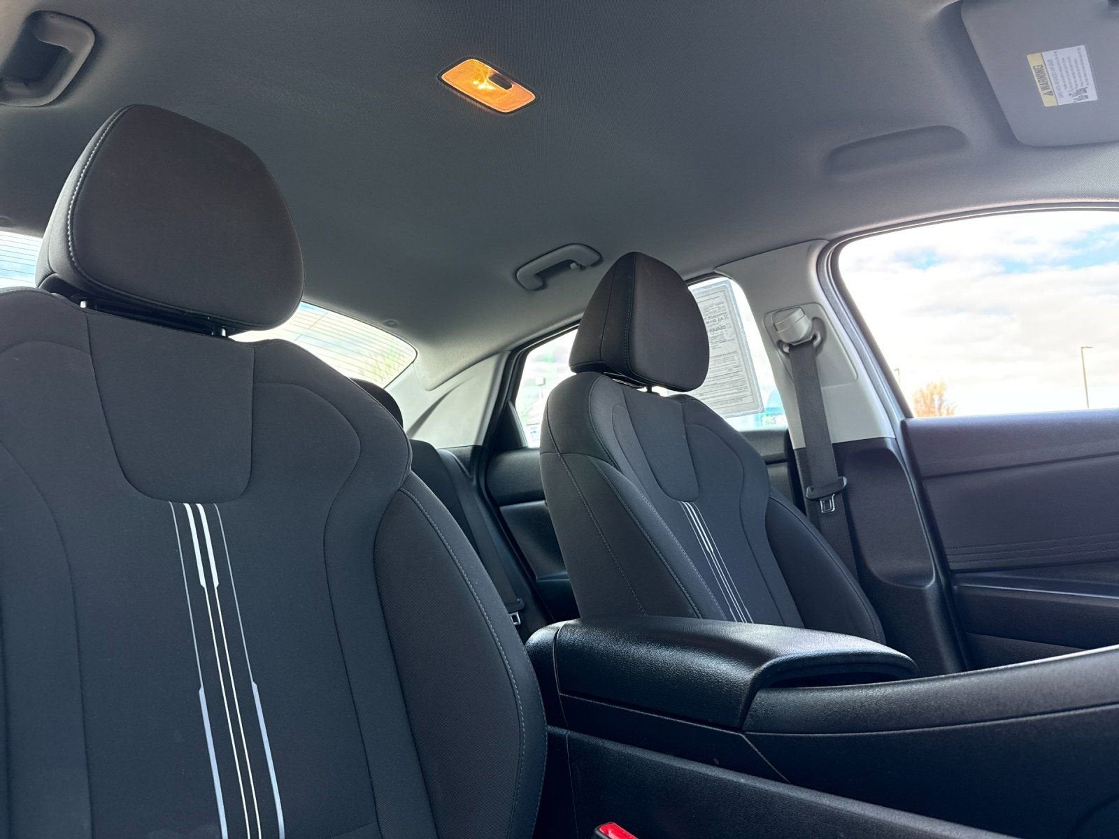 2022 Hyundai Elantra Hybrid Blue