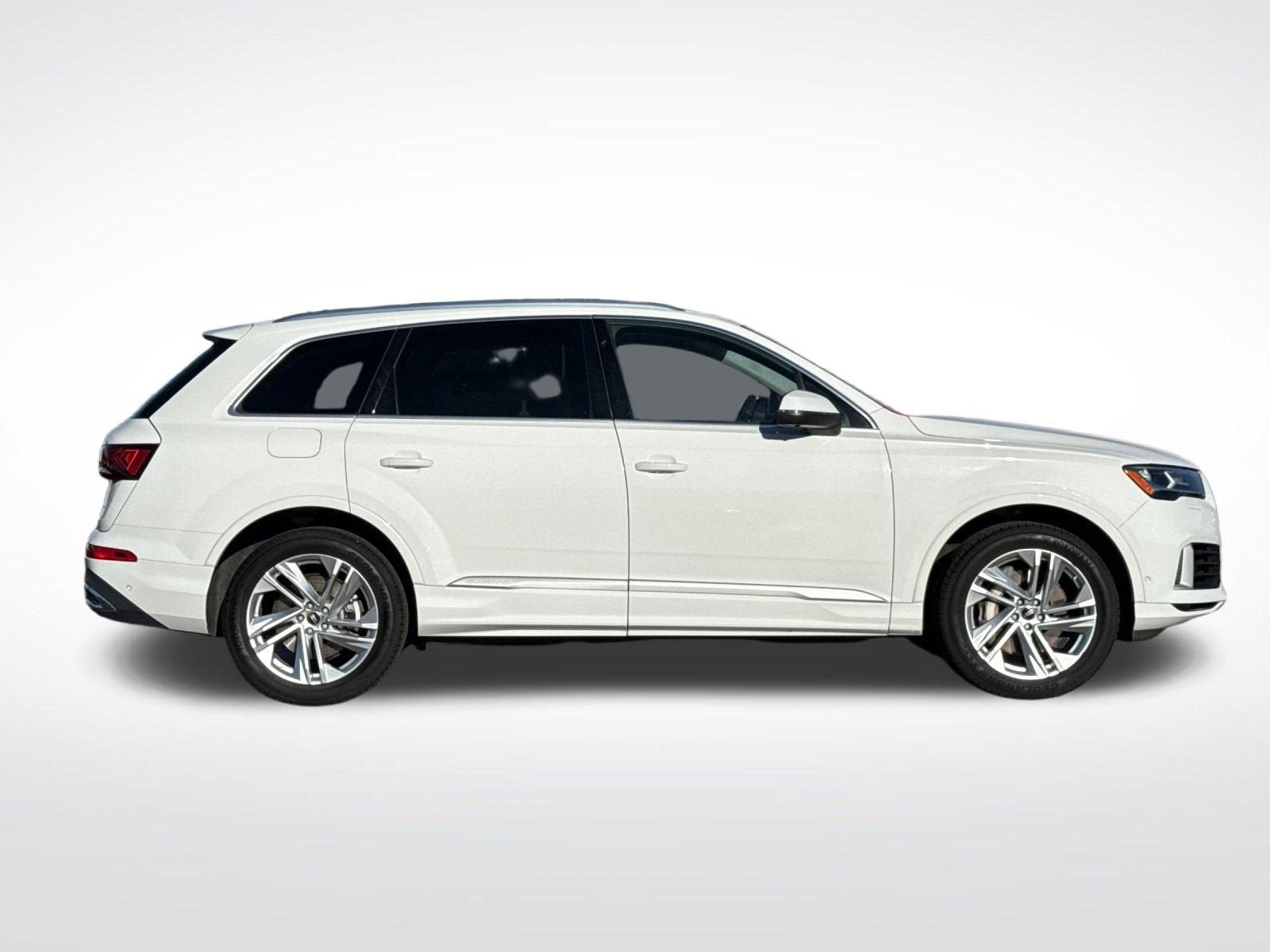 2023 Audi Q7 Premium Plus
