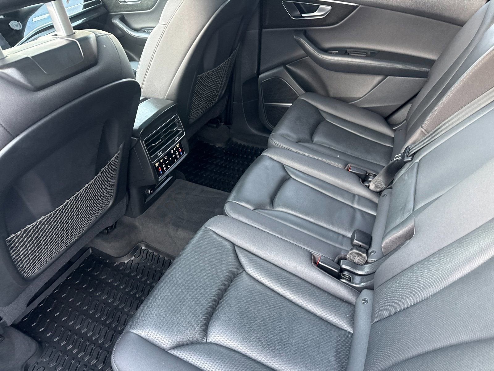 2021 Audi Q7 Prestige