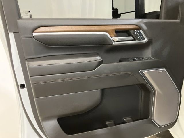 2024 Chevrolet Silverado 3500 HD High Country