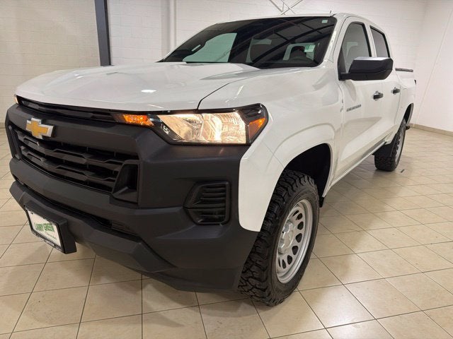2025 Chevrolet Colorado WT/LT