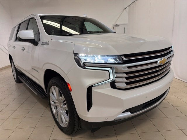 2021 Chevrolet Suburban High Country