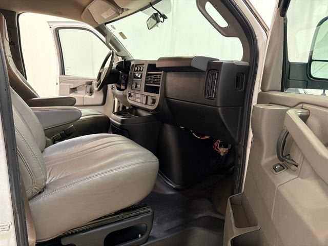 2018 GMC Savana Cargo 2500 Base