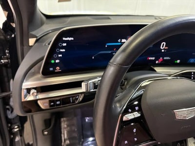 2024 Cadillac LYRIQ Luxury 1