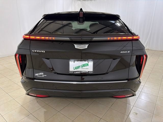 2024 Cadillac LYRIQ Luxury 1