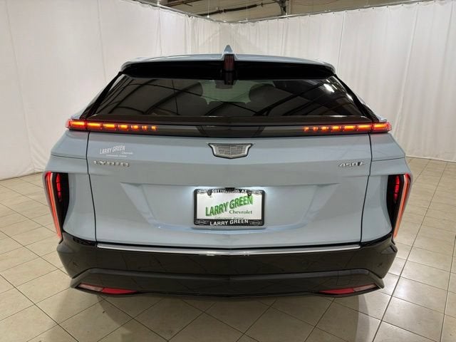 2024 Cadillac LYRIQ Luxury 1