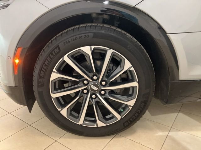 2024 Cadillac LYRIQ Sport 2