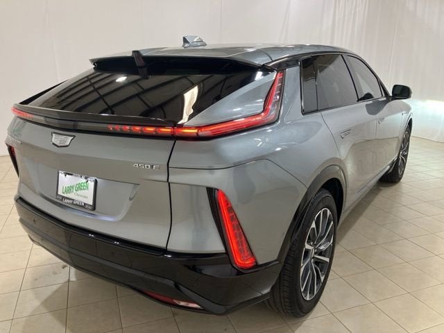 2024 Cadillac LYRIQ Sport 2