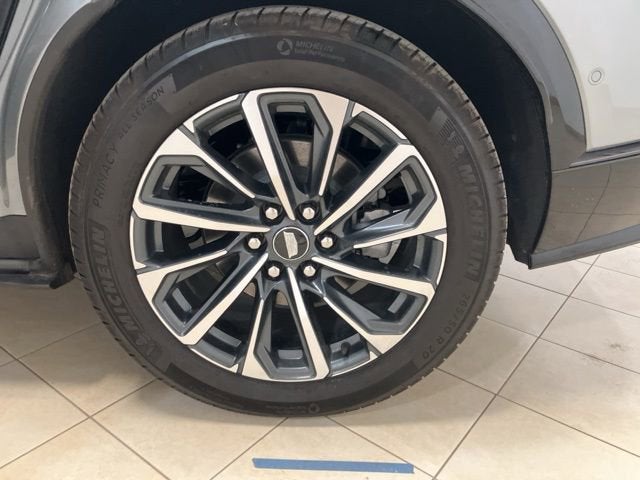 2024 Cadillac LYRIQ Sport 2