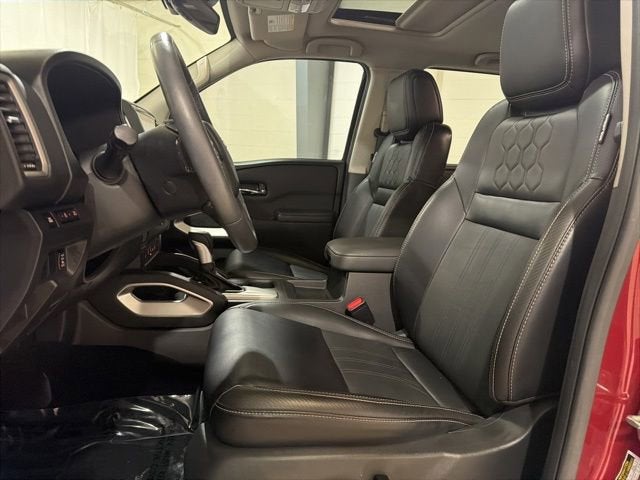 2024 Nissan Frontier SL