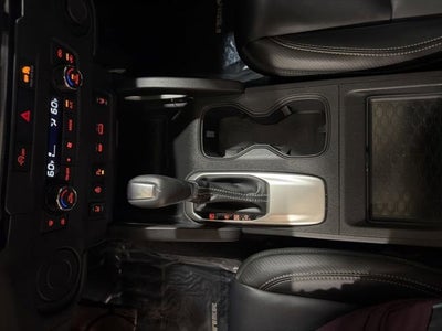 2024 Nissan Frontier SL