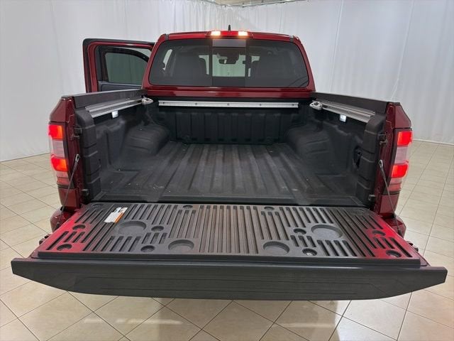 2024 Nissan Frontier SL