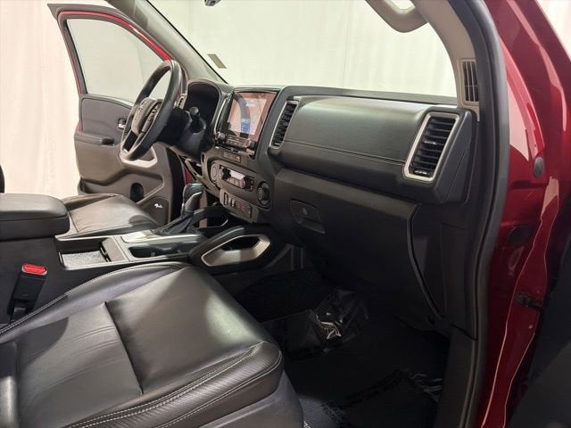 2024 Nissan Frontier SL