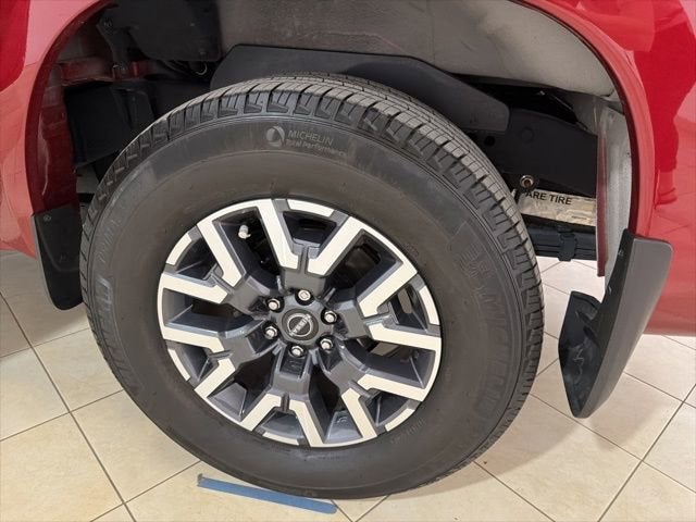 2024 Nissan Frontier SL