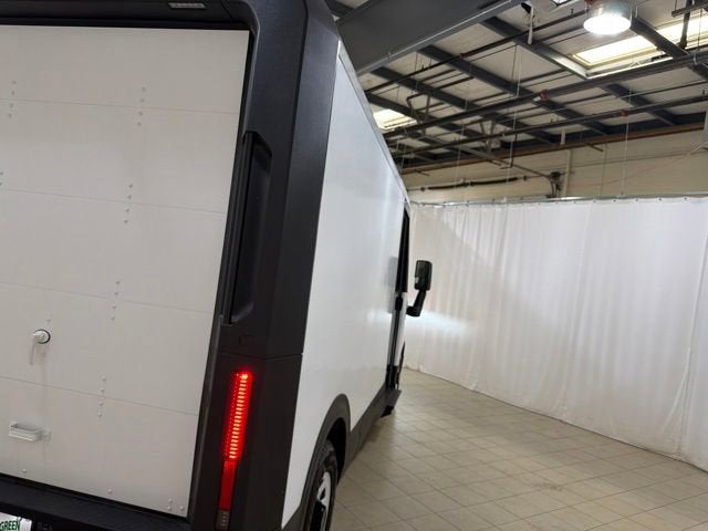 2024 BrightDrop Zevo 400 EJY