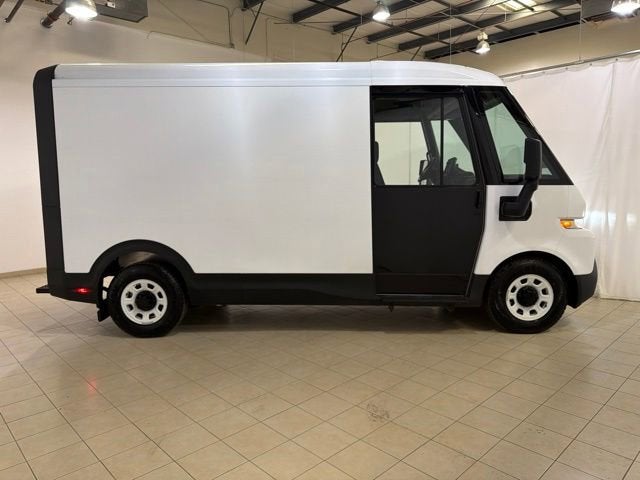 2024 BrightDrop Zevo 400 EJY